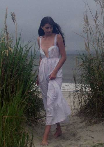 girl_by_the_beach_by_GossamerDre-1.jpgpicturebylovelyladykate