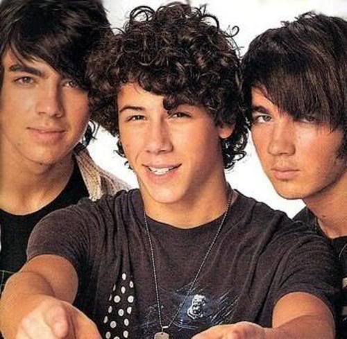 jonas brothers pictures account